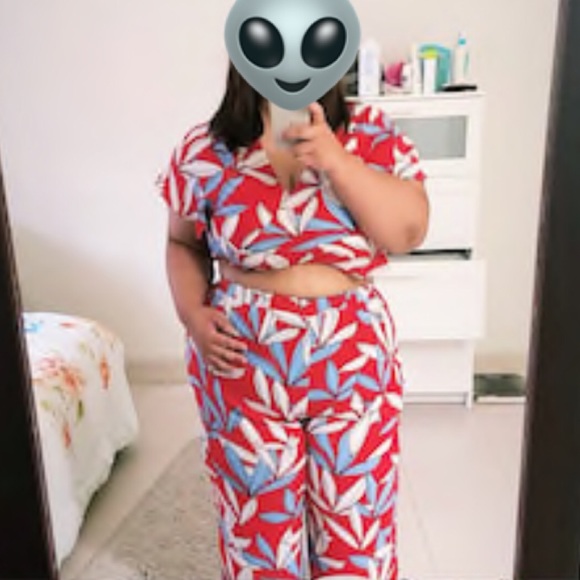 COPY - Shein Palazzo Pants w/ Top - Picture 2 of 2